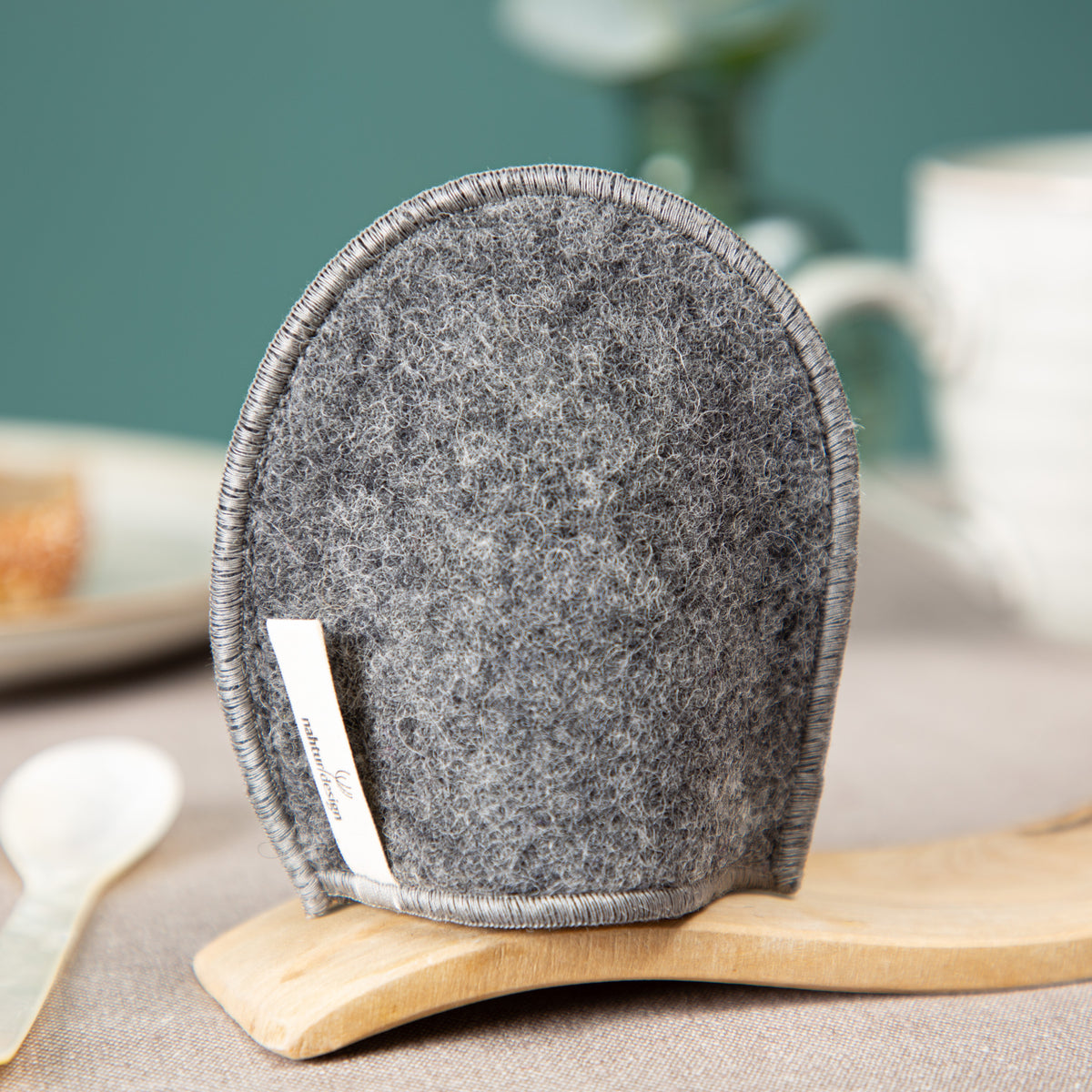 anthrazit_Eierwaermer_Loden_Haube-7