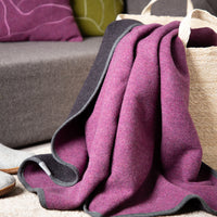 lodendecke-schurwolle-warme_wolldecke-beere-rosa-9