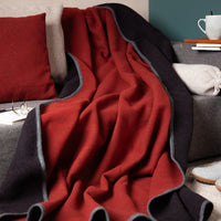 lodendecke-schurwolle-warme_wolldecke-rot-2_d6ca767e-afbf-4219-88f1-73cdd67a533e