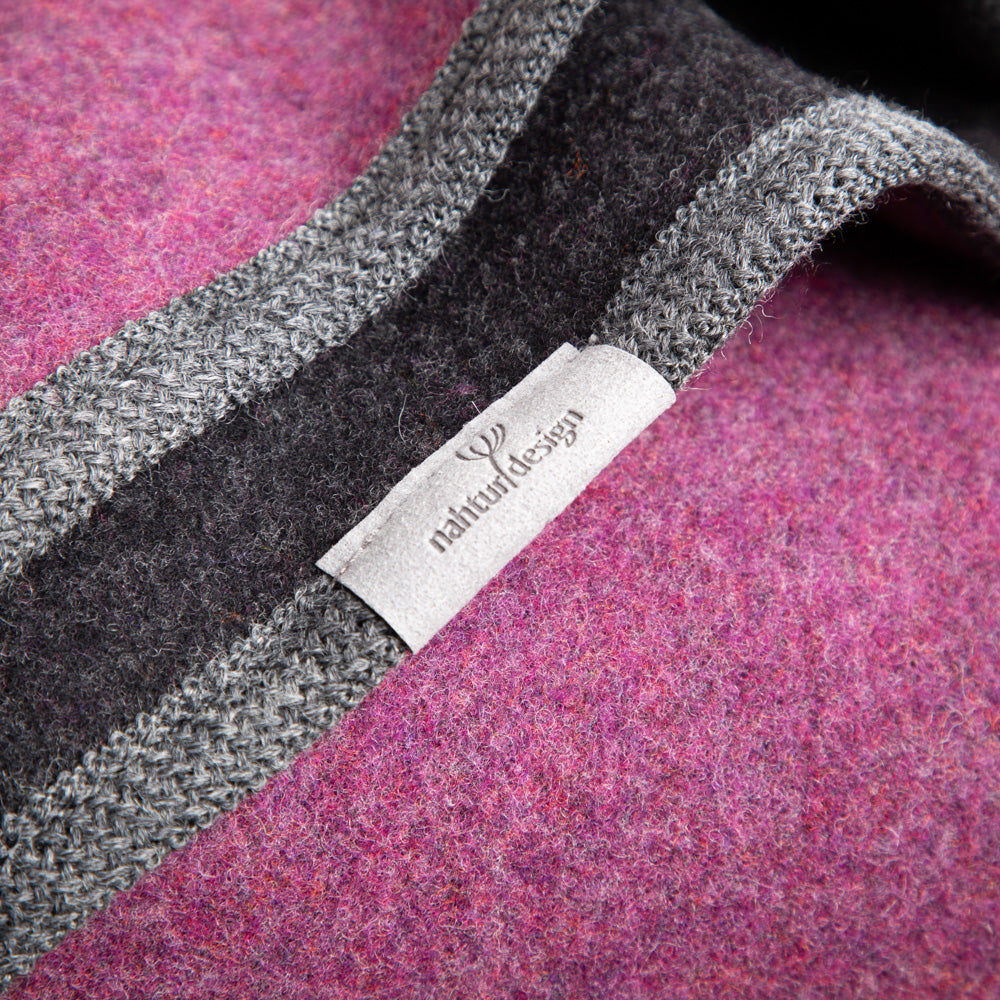 wolldecke-lodendecke-reine_schurwolle-beere_schwarz-6