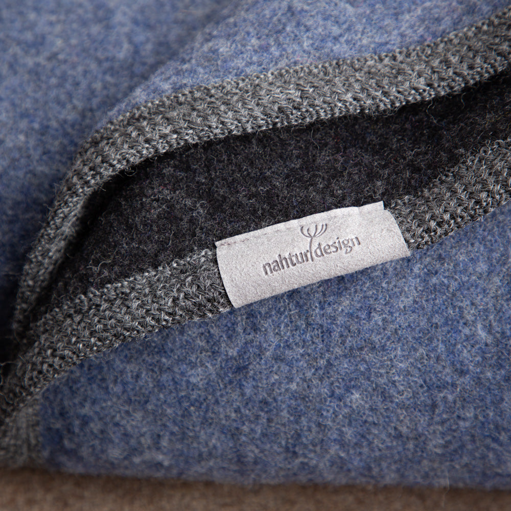 wolldecke-lodendecke-reine_schurwolle-blau_schwarz-2