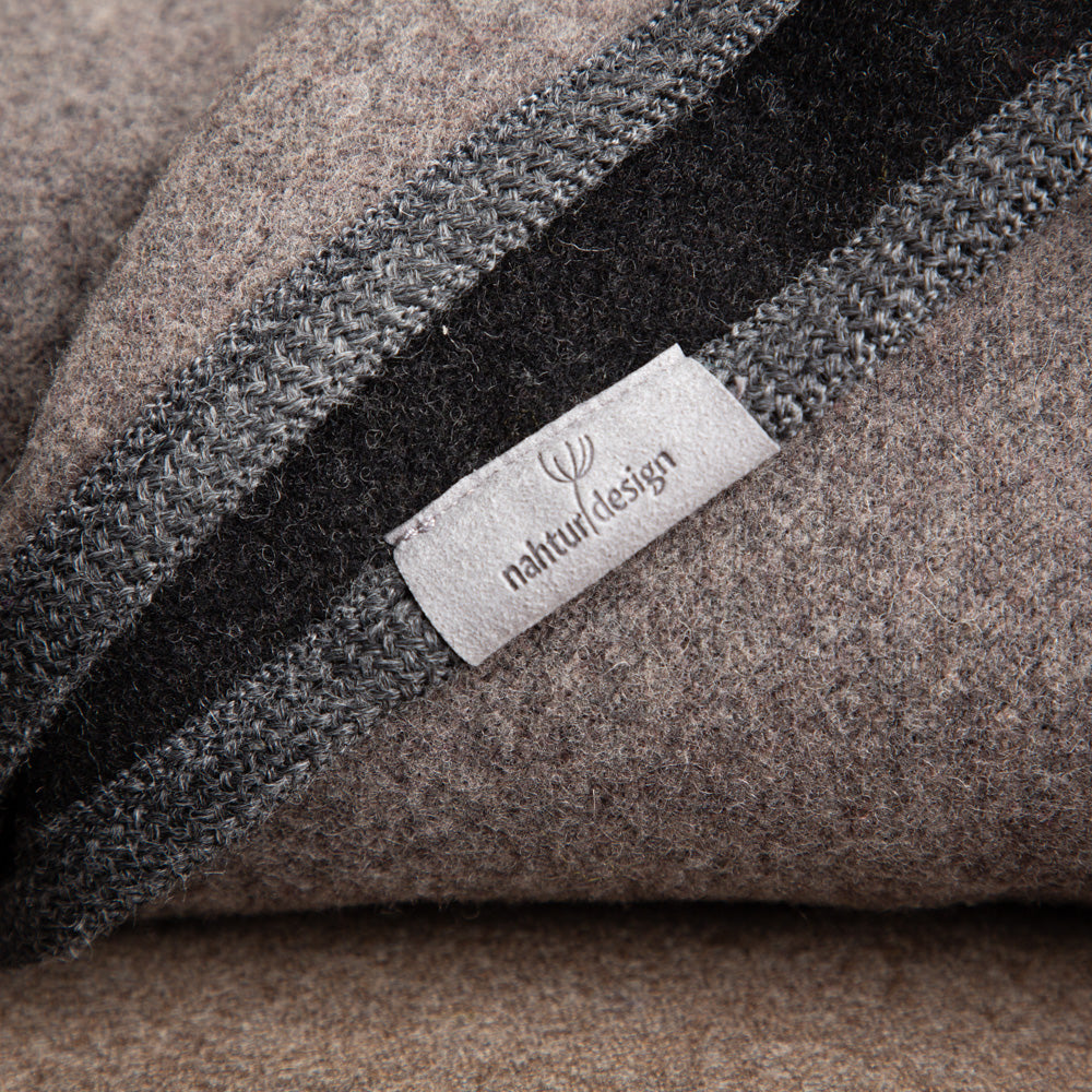 wolldecke-lodendecke-reine_schurwolle-brau_schwarz-3