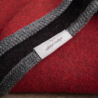 wolldecke-lodendecke-reine_schurwolle-rot_schwarz-2