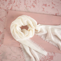 Huachfeiner_Wollschal-Merinowolle-creme