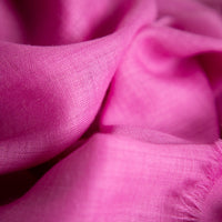 Huachfeiner_Wollschal-Merinowolle-pink-2