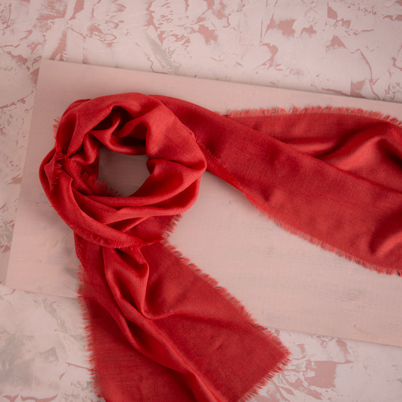 Huachfeiner_Wollschal-Merinowolle-rot