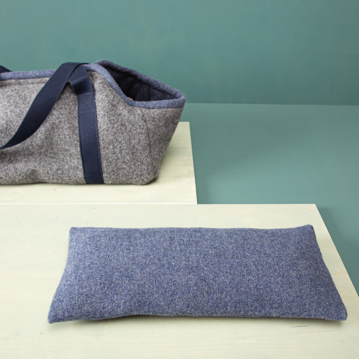 Hundetasche_Kuschelkissen-Flauschloden_blau