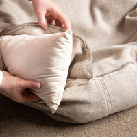 Hundedonut_MongolischeMerinowolle-Naturfuellung_grau-beige-13_bed0c3c3-78db-4e76-898c-bbdb41f1bcb5