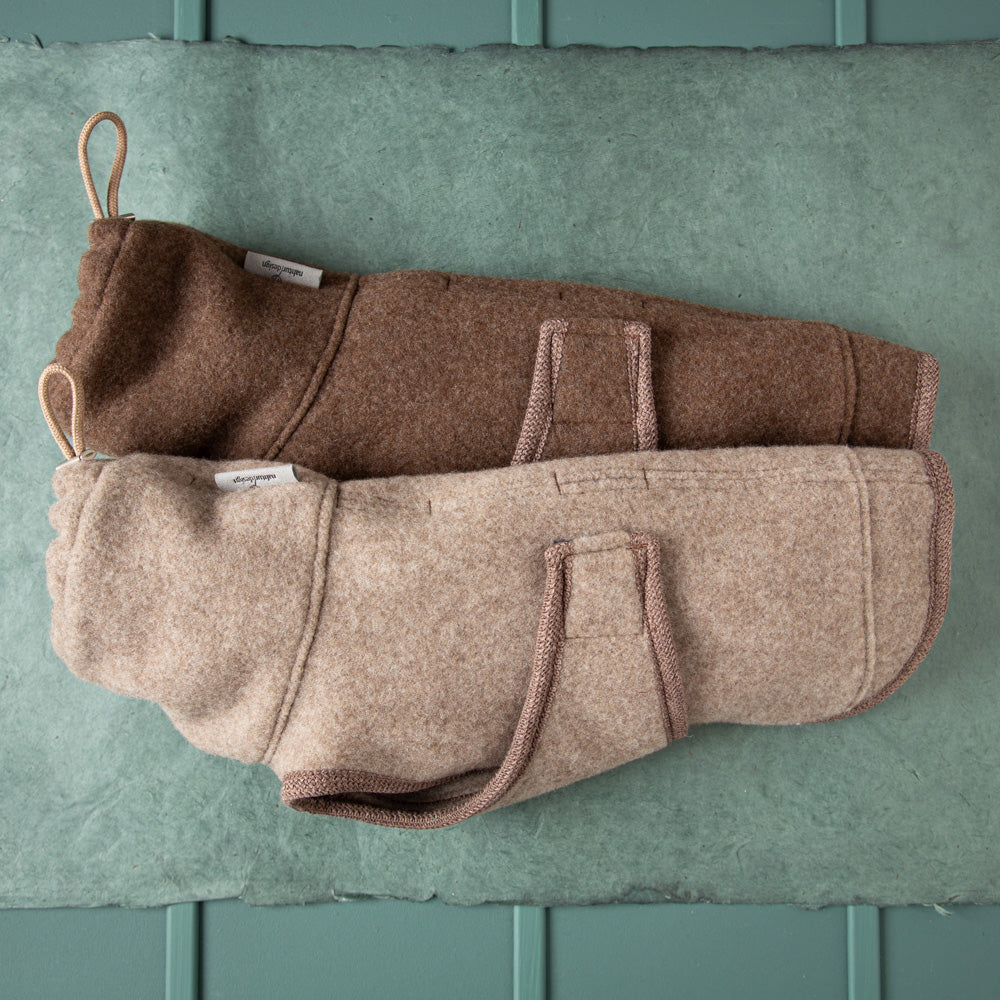 Premium Loop-Hundemantel | Dackelform | Extra weich + warm | 100% Merino-Loden