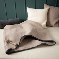 Hundeschlafsack aus mongolischer Merinowolle