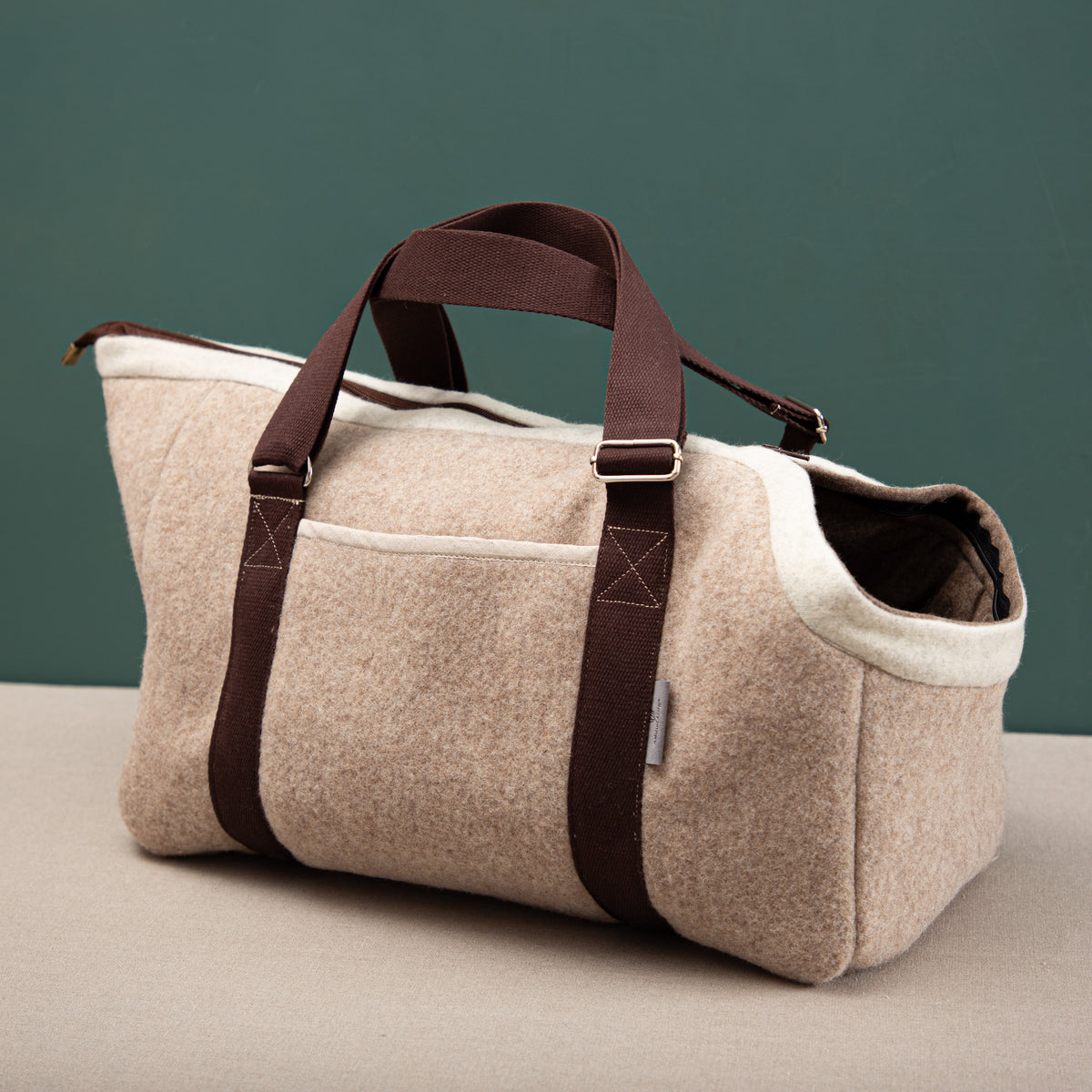 Hundetasche aus Loden_beige_Seitenansicht