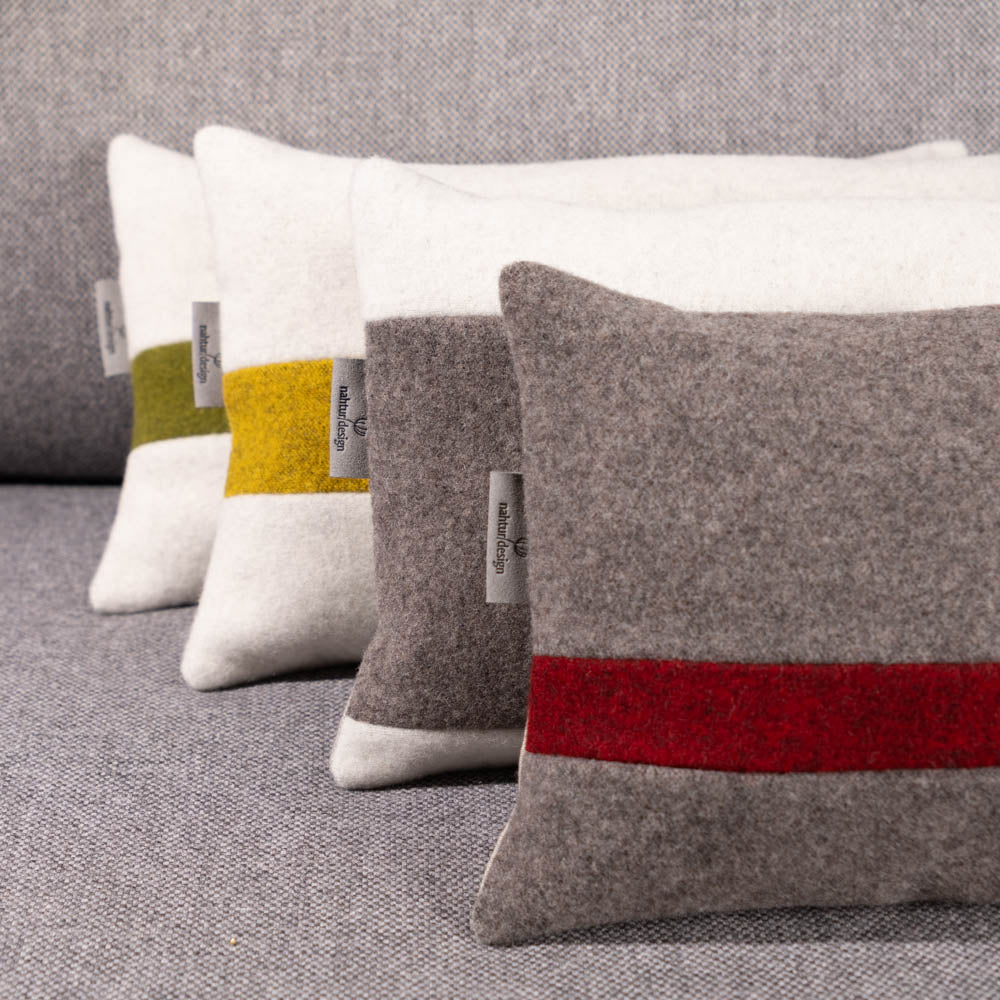 Kleines Kuschelkissen | Loden & Bioleinen | Wollfüllung | Unikat