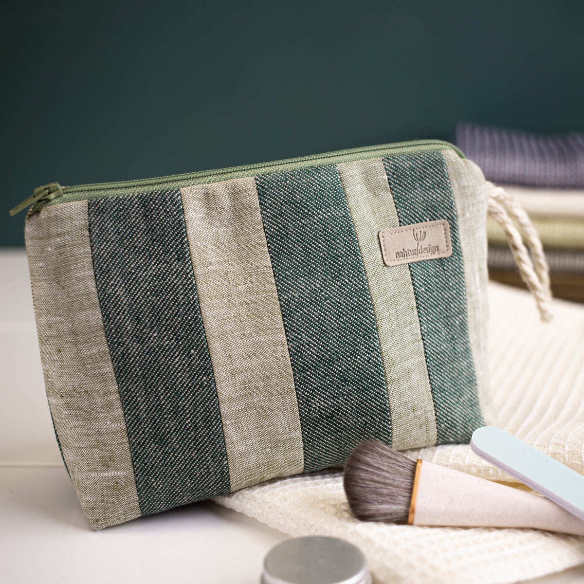 Kosmetiktasche-Damen-nahtur-design-No22-2_e2a12cc9-d03c-4c33-bf03-c804ec25ce5c