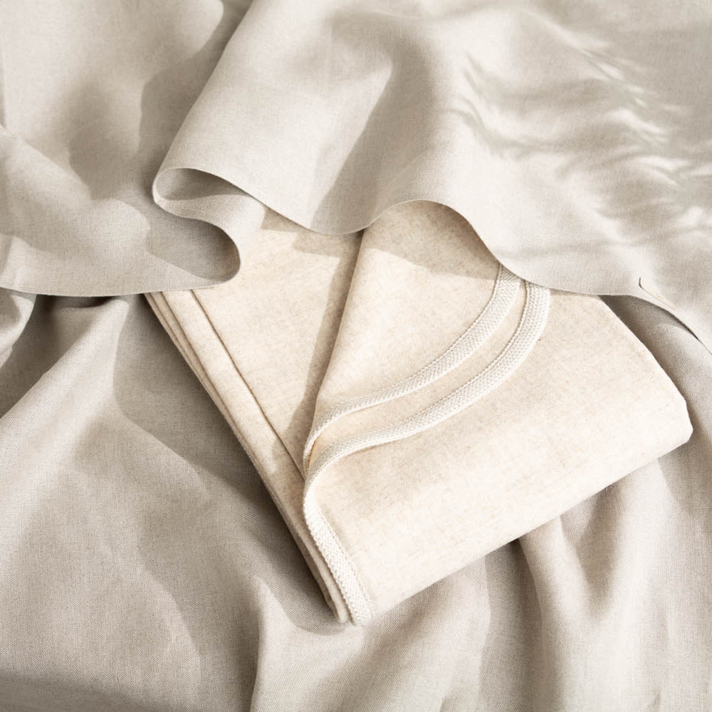 Leichte Lodendecke_beige