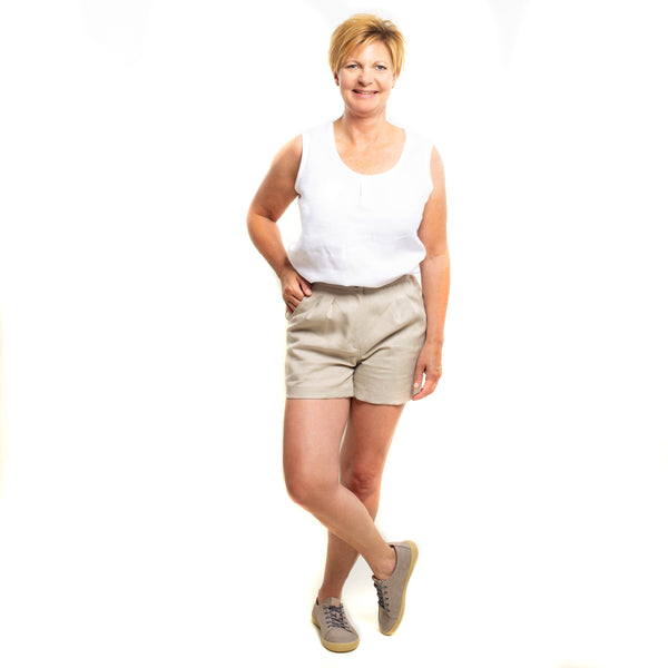 Leinenshorts natur mit Leinentop weiss