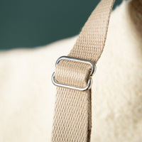 Moon-Bag_Pluesch-creme-Schurwolle-4