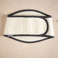 Rueckenwaermer_Schurwolle_extra_warm_atmungsaktiv_Loden_creme