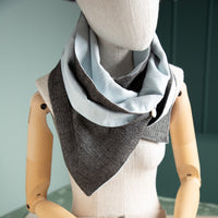 Schal_Wolle-Leinen_schwarz-hellblau