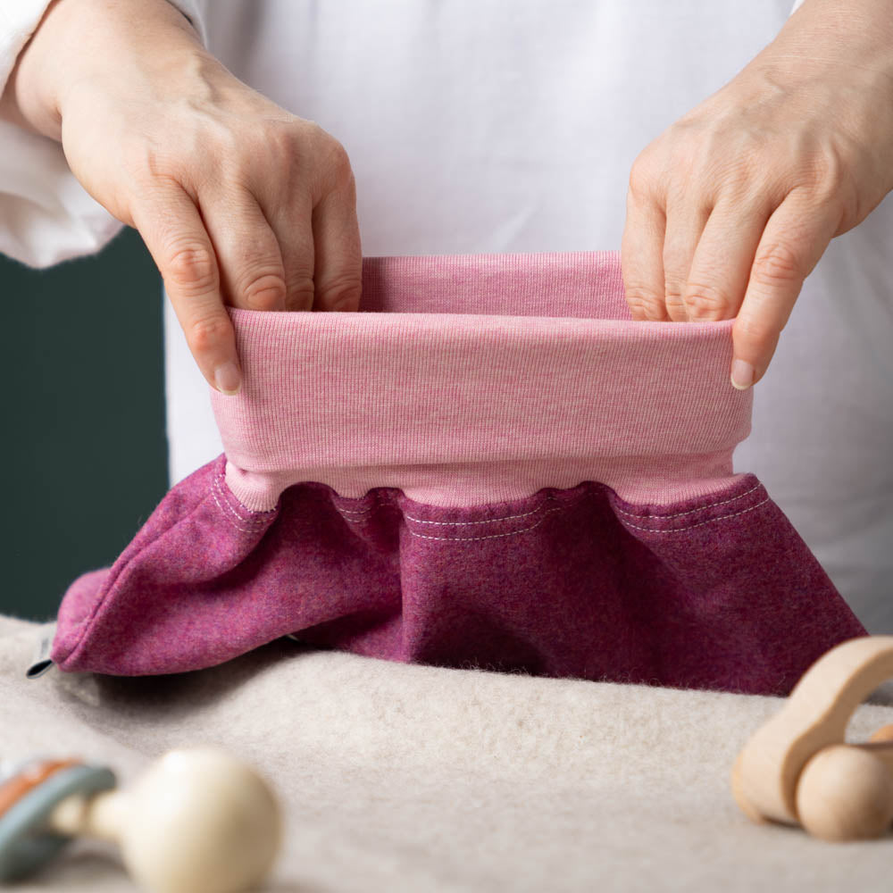 Strampelsack_Pucksack_Merinowolle_Feinloden_pink_2_von_2