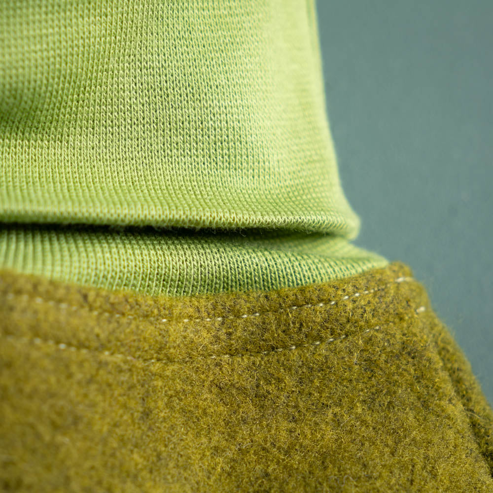 Strampelsack_Pucksack_Schurwolle_Flauschloden_gruen_5_von_5
