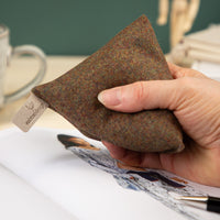 Tetrapep_Handschmeichler_Wolle_braun-1_24022cdf-94d4-4876-bb22-8aaeb4f5ba67