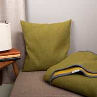 Wolldecke_Kuschelkissen-reine_Schurwolle-Set-8