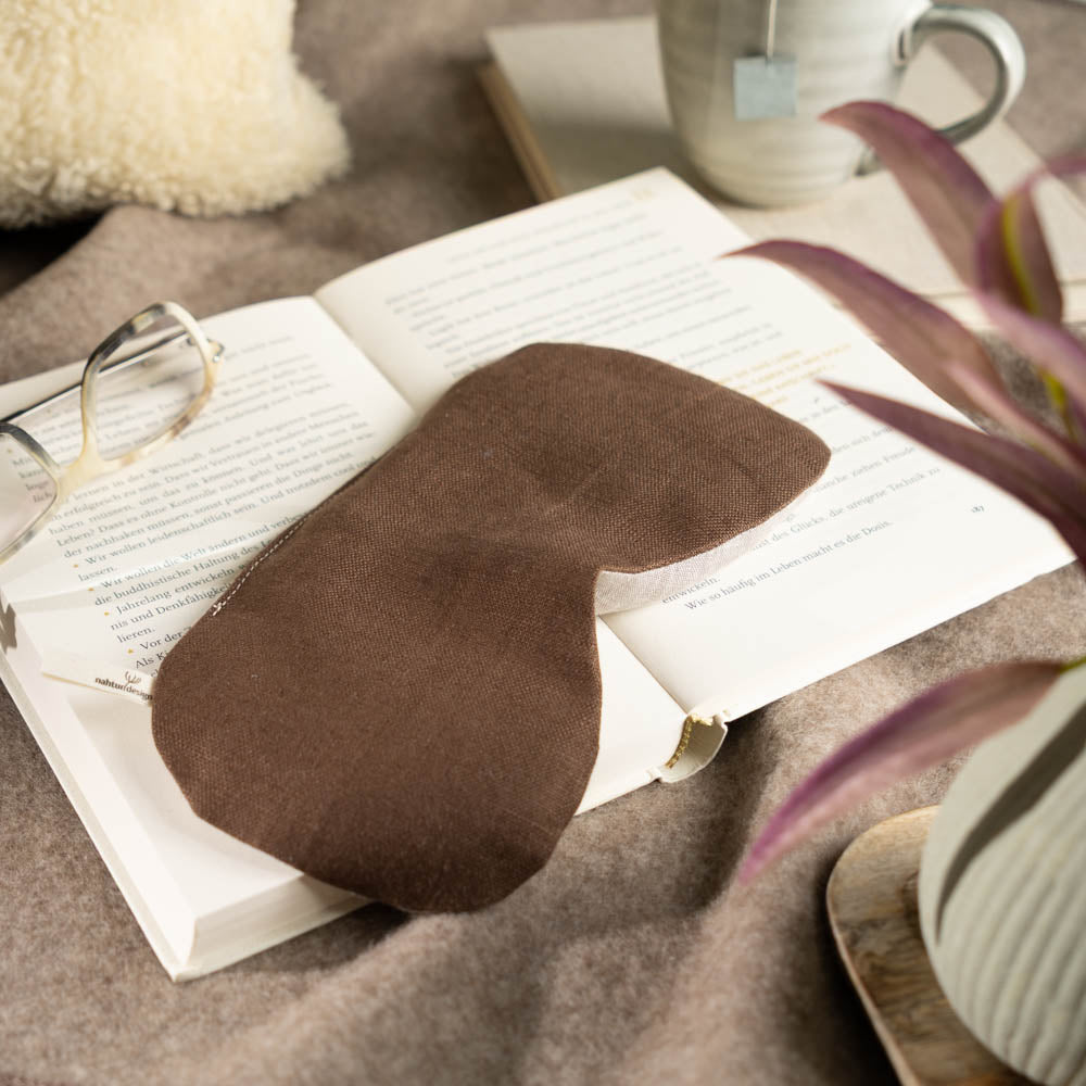 augenkissen_augenmaske_naturfullung_leinen_bioleinen_braun-capuccino_1_von_4