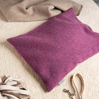 hundekissen_schurwolle_dinkelfullung_beere-4