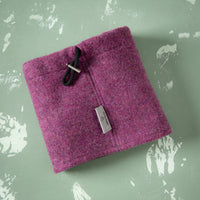 hundeloop-schurwolle-loden-weich-warm-atmungsaktiv-ohneplastik-beere-2