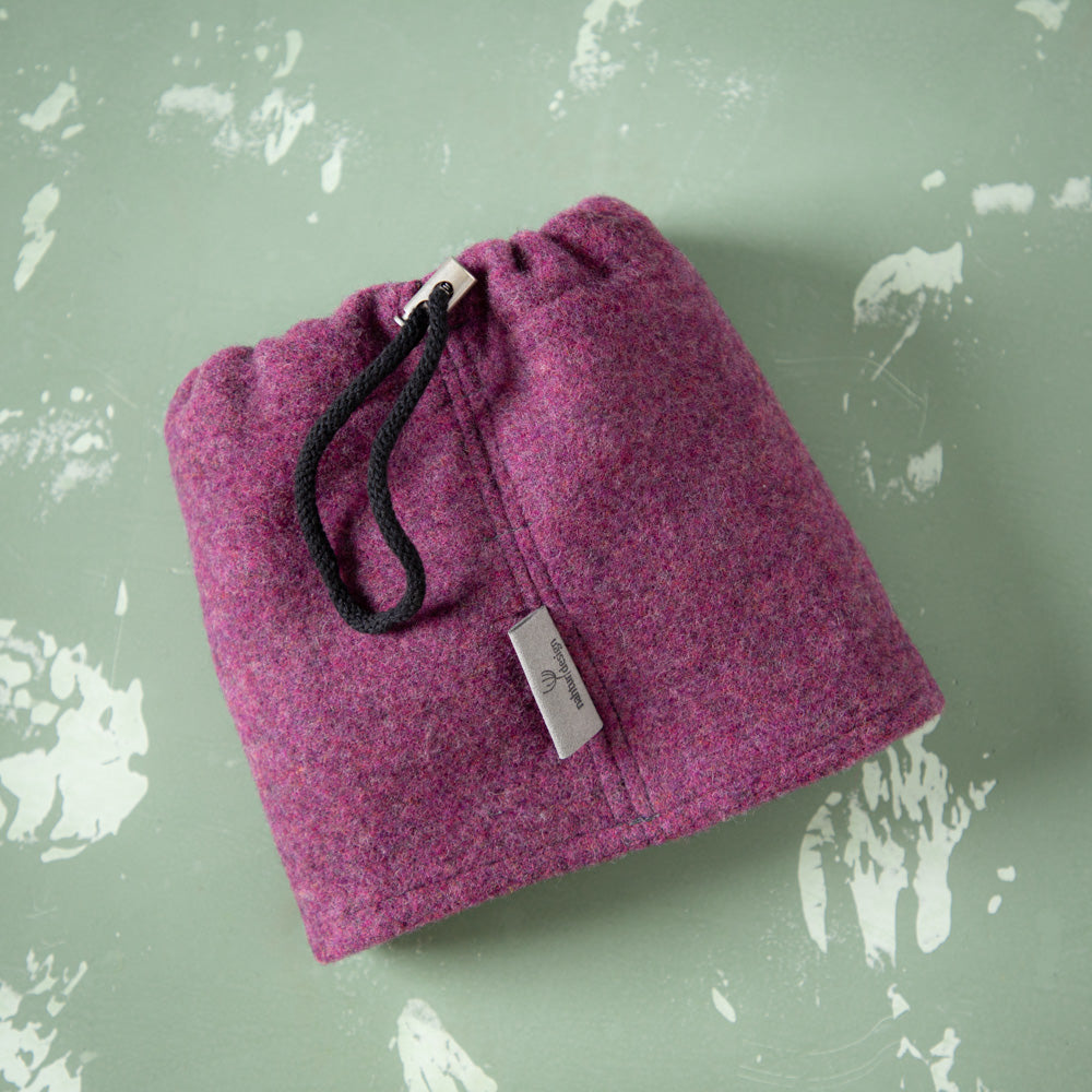 hundeloop-schurwolle-loden-weich-warm-atmungsaktiv-ohneplastik-beere