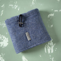 hundeloop-schurwolle-loden-weich-warm-atmungsaktiv-ohneplastik-blau