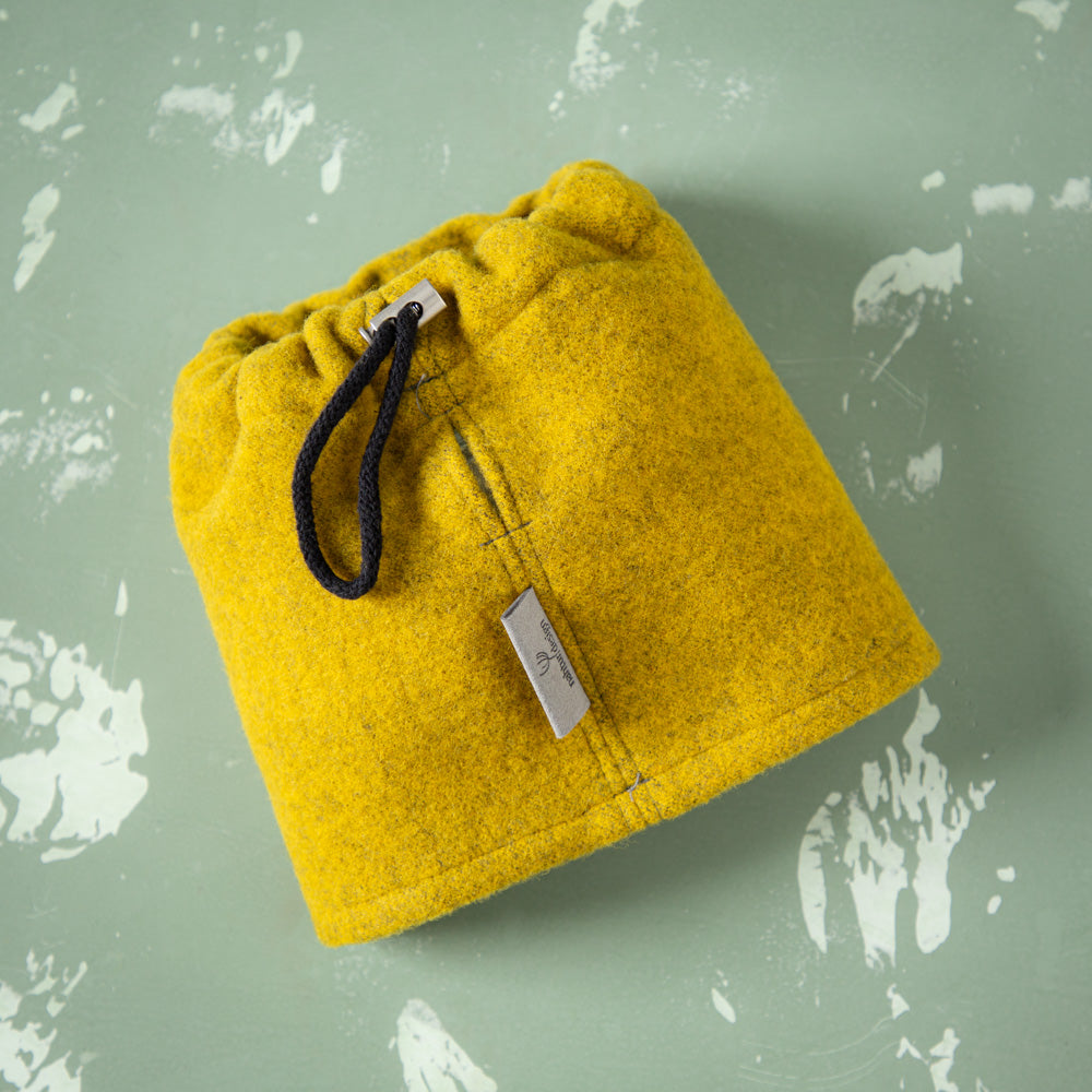 hundeloop-schurwolle-loden-weich-warm-atmungsaktiv-ohneplastik-curry