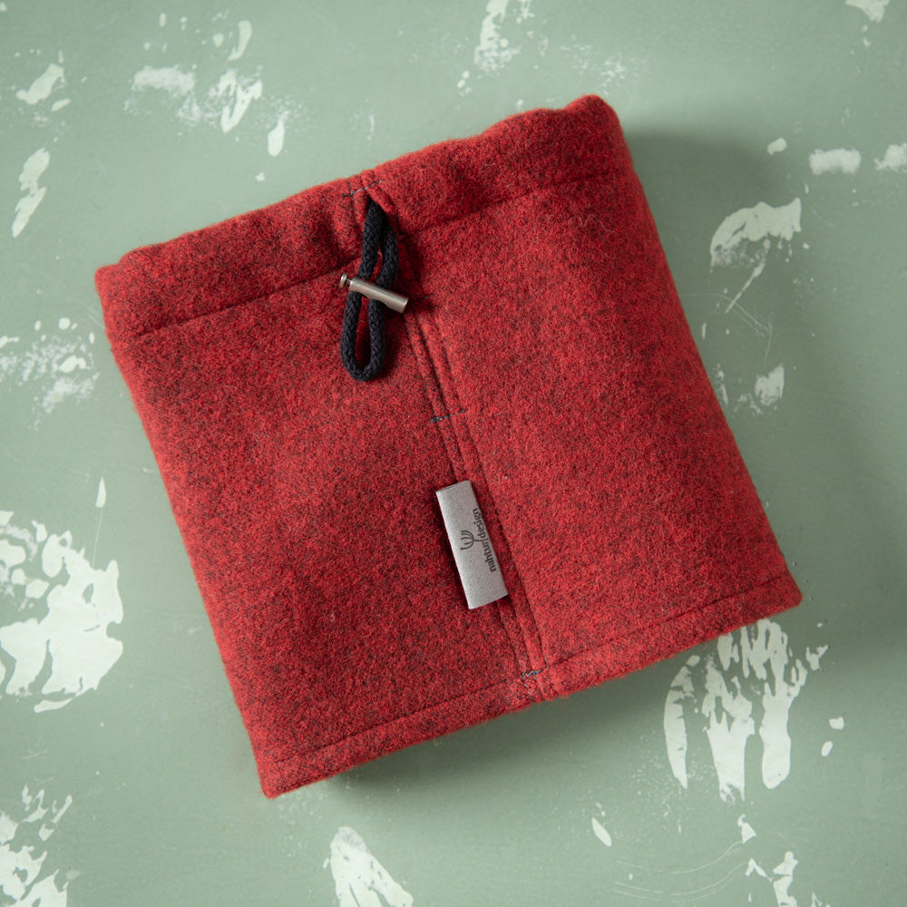 hundeloop-schurwolle-loden-weich-warm-atmungsaktiv-ohneplastik-rot-2
