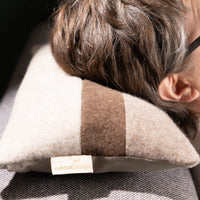 kleines_kissen_100_mongolische_merinowolle_kuschelkissen_wollefullung_bezug_aus_loden_no_2_7_von_7