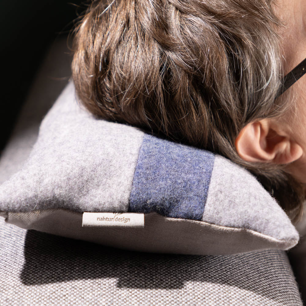 Kleines Kuschelkissen | Loden & Bioleinen | Wollfüllung | Unikat