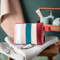 kosmetiktasche_leinen_nachhaltig_no8_b524a099-20d7-4e60-8e87-c3b5784ea26d