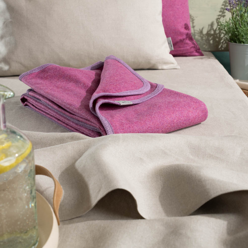 kuhlende_bettdecke_bioleinen_merinowolle_pink_1_von_1