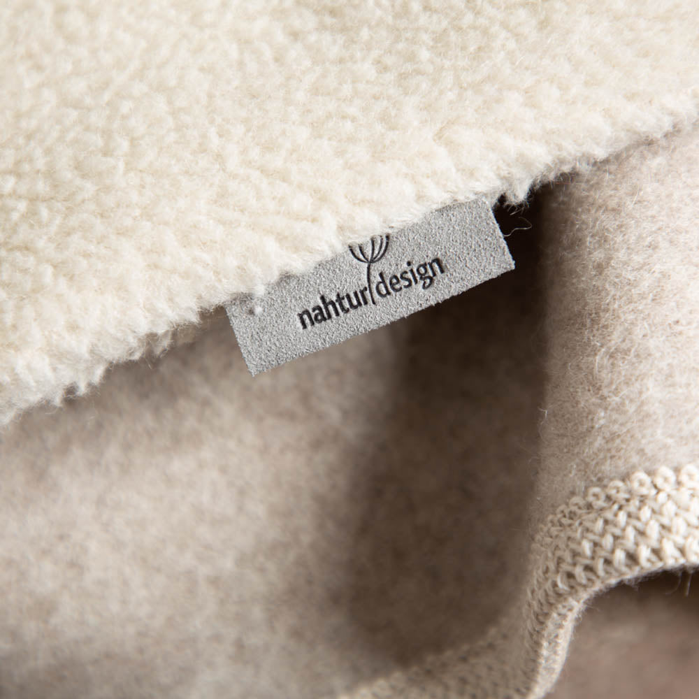 kuschelkissen_wollefullung_verschiedene_grossen_sofakissen_komfort_wollplusch-3