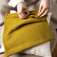 kuschelkissen_wollefullung_verschiedene_grossen_sofakissen_loden_curry-5_9cff5a23-4656-4933-8a74-382eef52e038