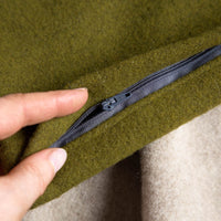 kuschelkissen_wollefullung_verschiedene_grossen_sofakissen_loden_grun-4