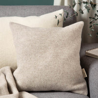 kuschelkissen_wollefullung_verschiedene_grossen_sofakissen_merinowolle_graubeige