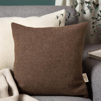 kuschelkissen_wollefullung_verschiedene_grossen_sofakissen_merinowolle_schokobraun_4f43679a-9082-4230-b1aa-b5e84f6bdea5