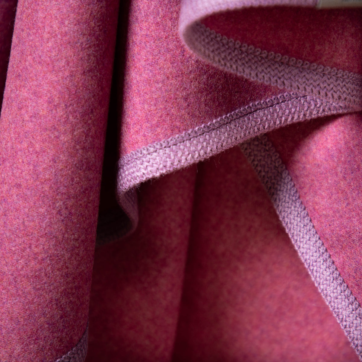 lodendecke-sommerdecke-wollplaid-pink-10