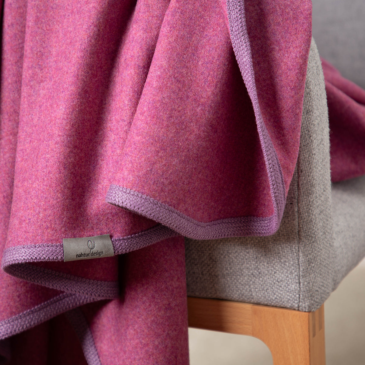 lodendecke-sommerdecke-wollplaid-pink-2