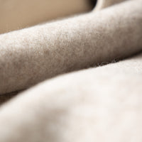 lodendecke_aus_merinowolle-mongolei-ungefarbt-beige-15_be38c7e1-f3e1-4129-bbd2-8c0fa402bc13