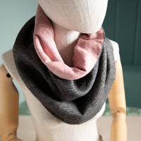 loop_wolle-leinen_schwarz-rose-4