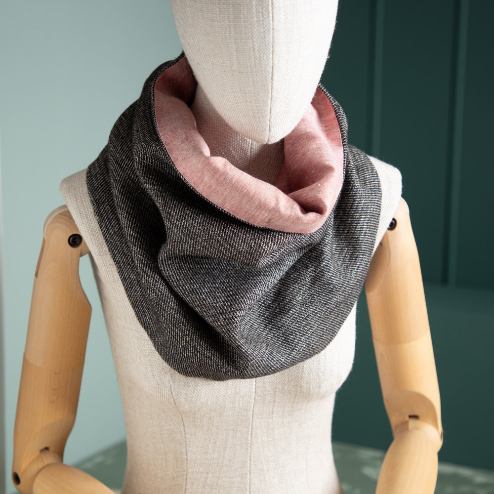 loop_wolle-leinen_schwarz-rose_525f57e0-b819-4521-a7b0-a0e2d3e3ef2d