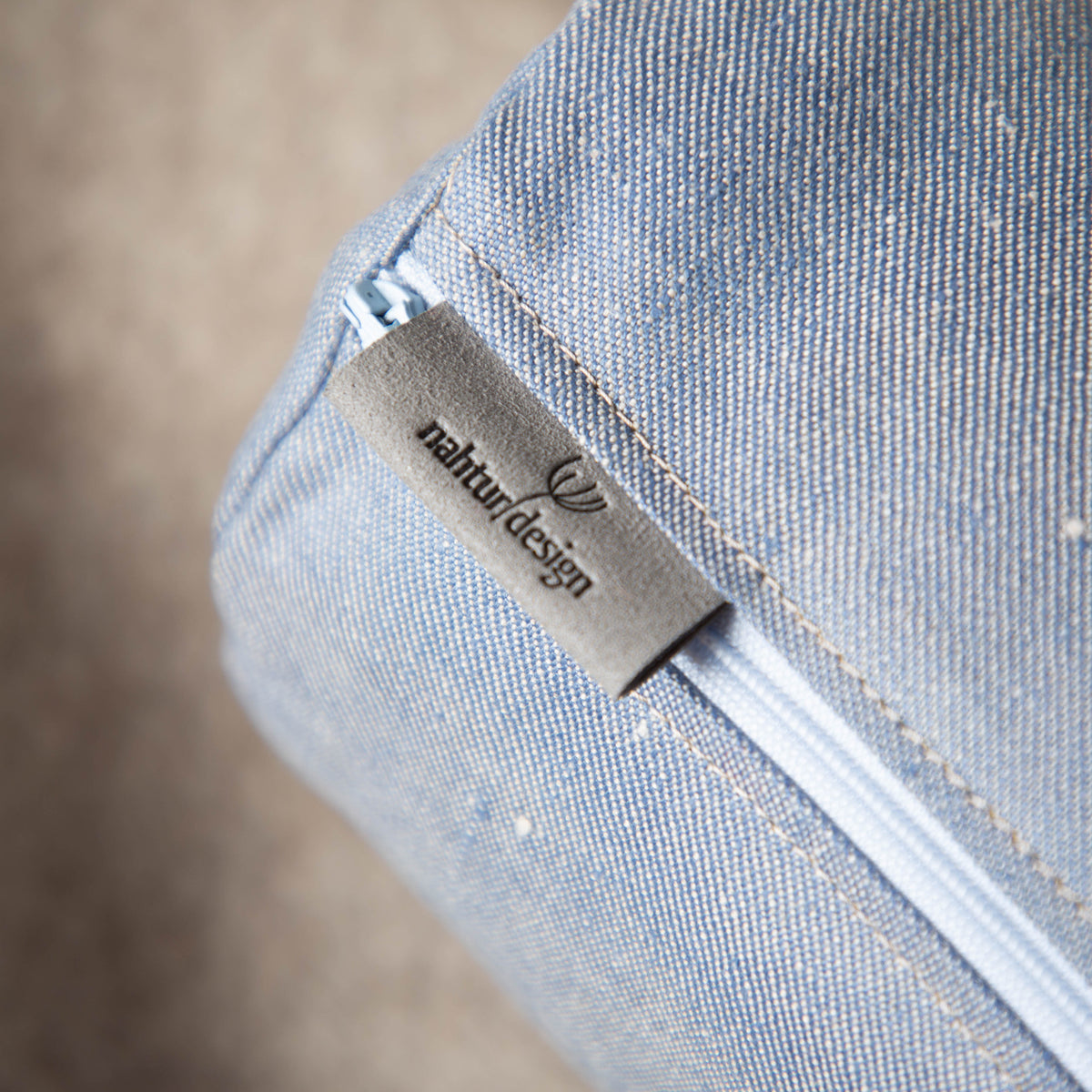 Nackenrolle mit Bezug aus Bio-Leinen-Denim | Naturfüllung