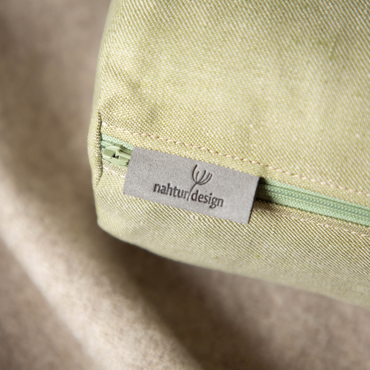 Nackenrolle mit Bezug aus Bio-Leinen-Denim | Naturfüllung
