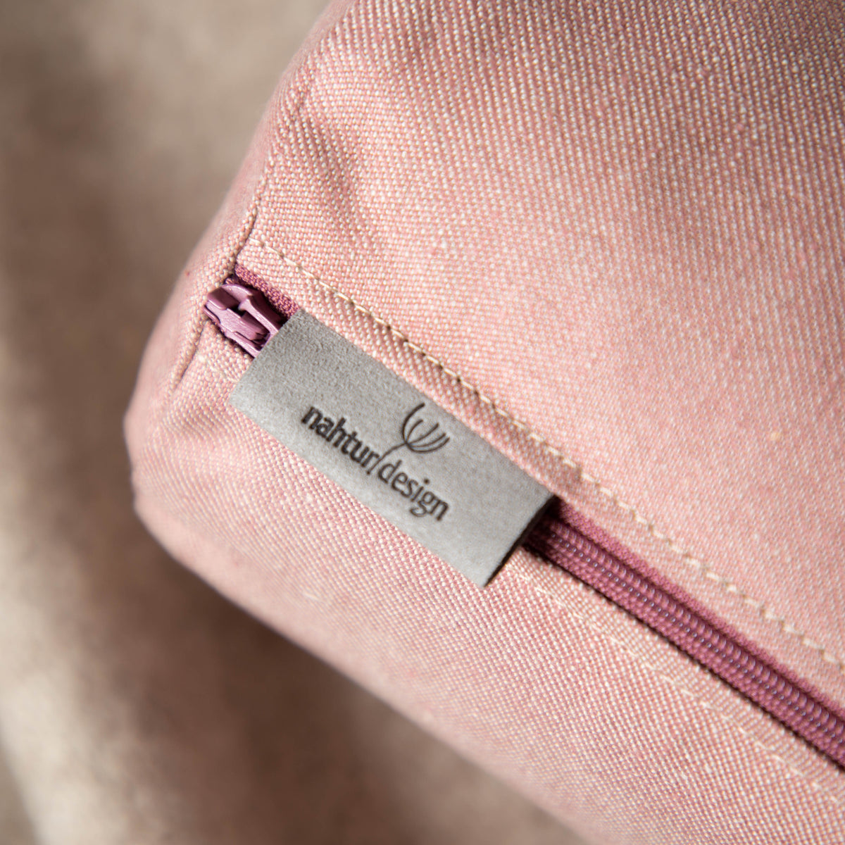 Nackenrolle mit Bezug aus Bio-Leinen-Denim | Naturfüllung